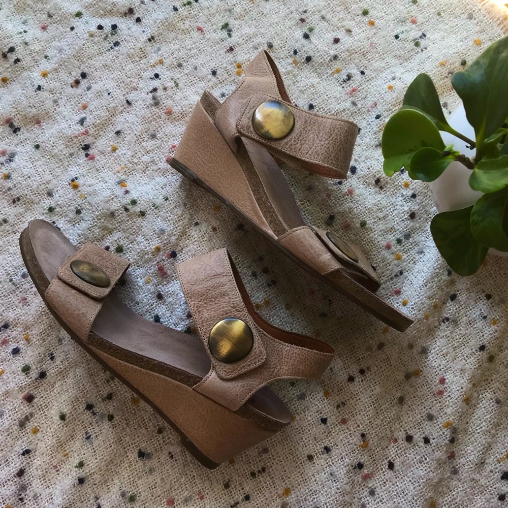 Taos Carousel Leather Sandals - EU41 US10